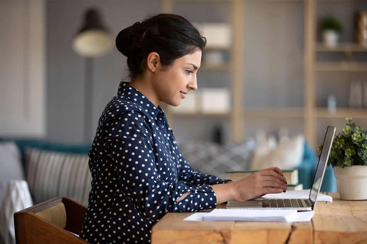 Ten tips for newcomers to Canada to find work